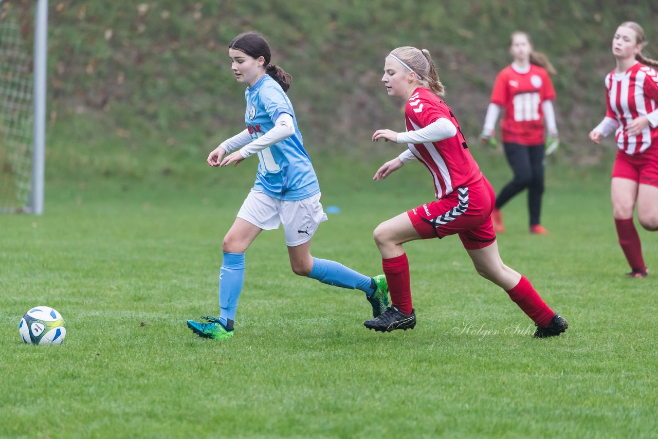 Bild 57 - wBJ TuS Tensfeld - SV Fortuna St. Juergen